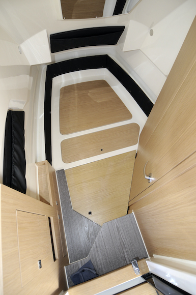Cabina del Bwa 32 Premium.