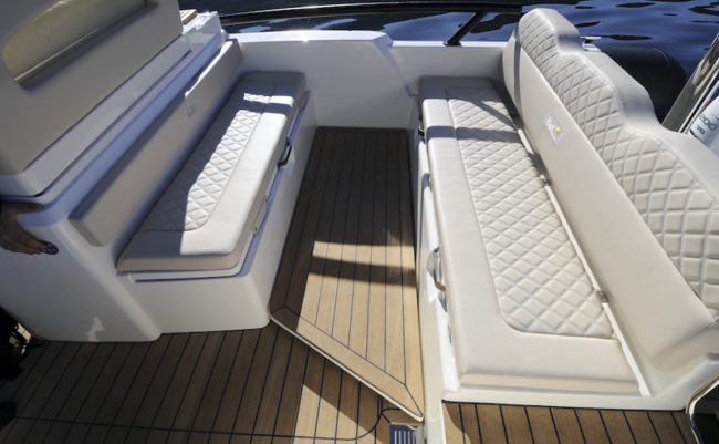 Dinette in pozzetto.