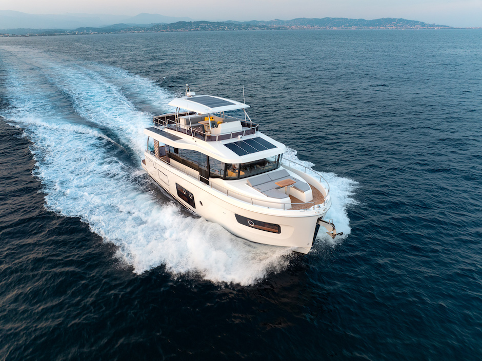 Beneteau Swift Trawler 54.