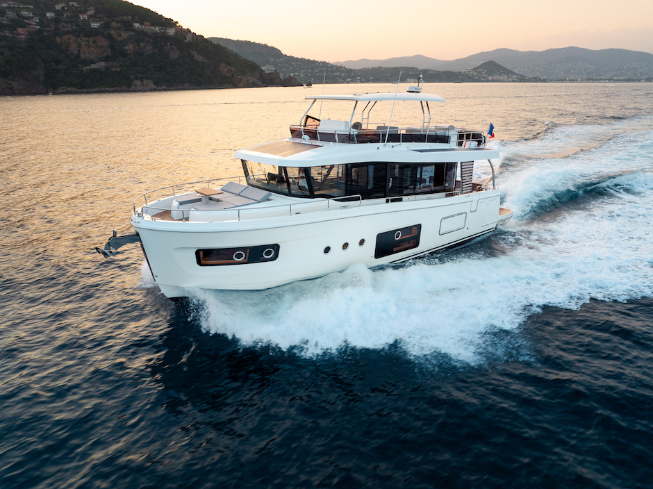Beneteau Swift Trawler 54, la navetta prêt-à-porter
