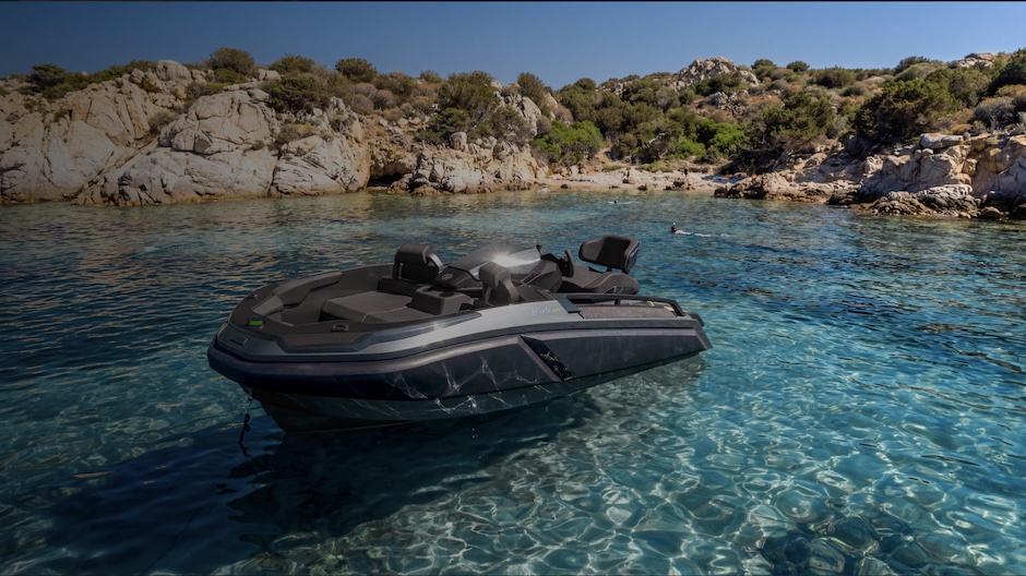 Besnati Hurlo 325, una creazione che va oltre il concetto di tender