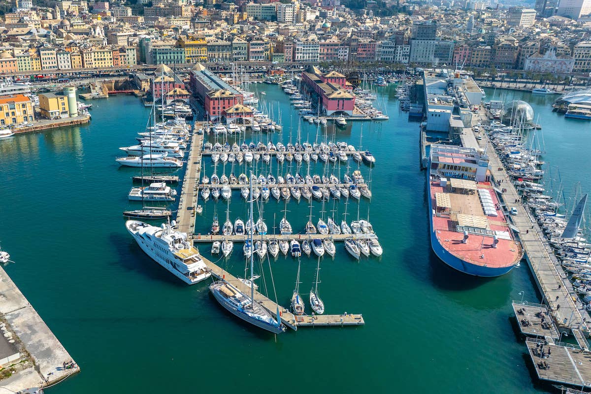 Vista aerea su Marina Porto Antico.
