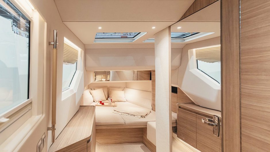 Cabina prodiera sottocoperta.