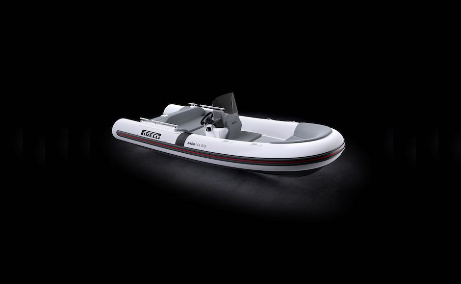 Pirelli Tender X460, un cuore sportivo in un design di classe