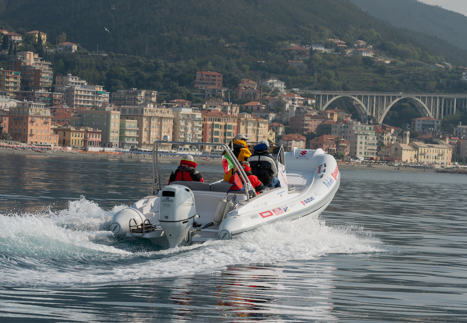 Missione Naxos 2026: in corso il nuovo raid del Club del Gommone di Milano con Suzuki