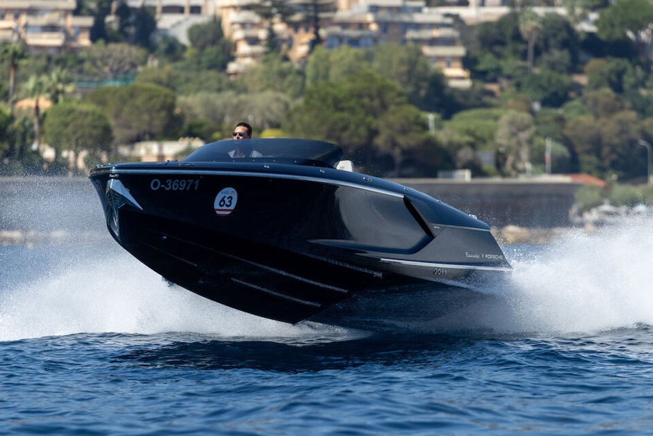 I 51 nodi del Frauscher x Porsche 790 Spectre fanno segnare il nuovo record nella nautica elettrica