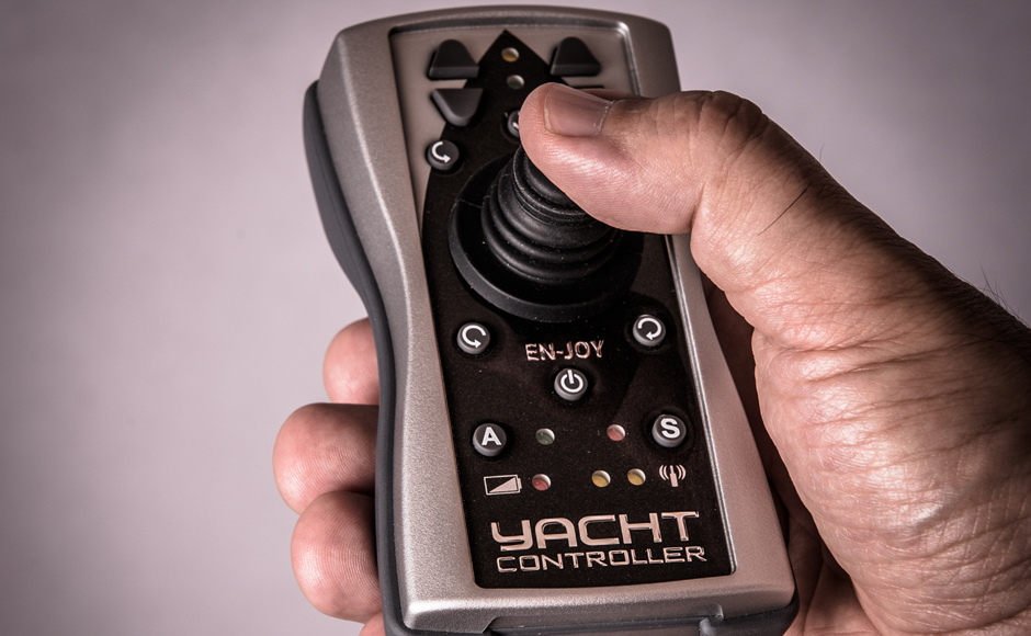 Il joystick è portatile con Yacht Controller
