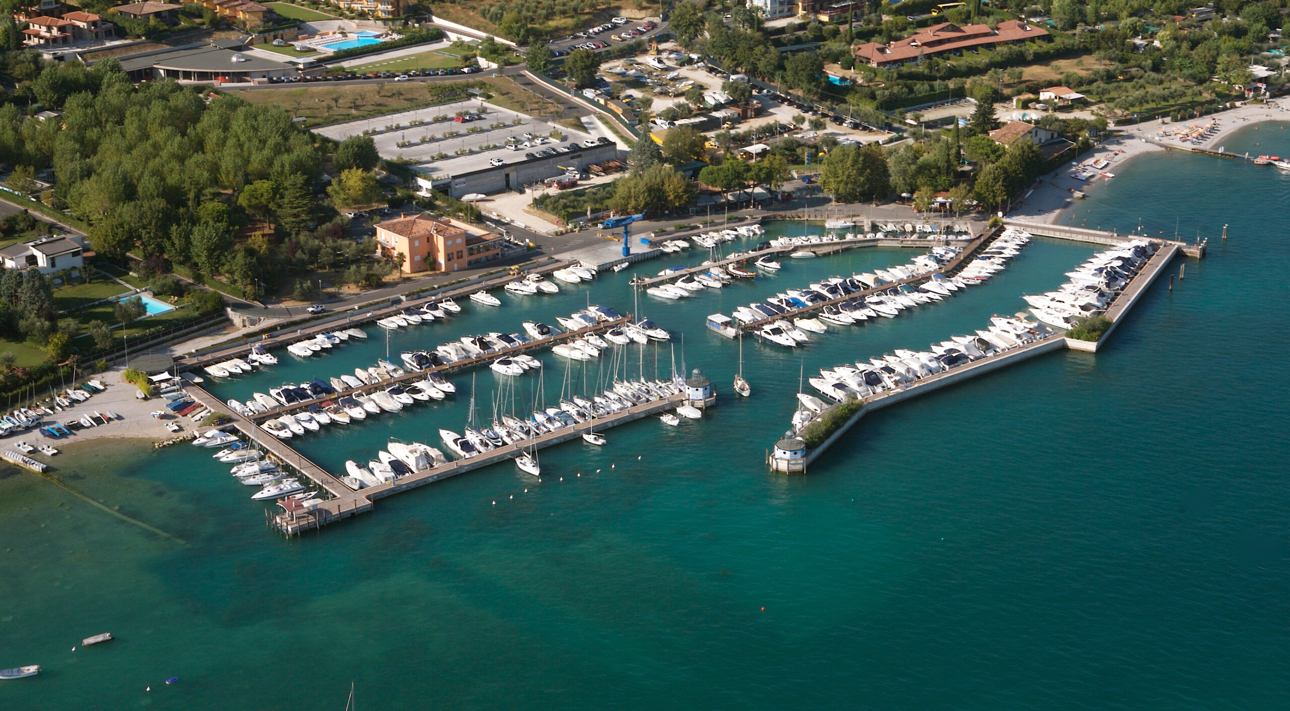 Moniga Porto per vivere il Lago di Garda