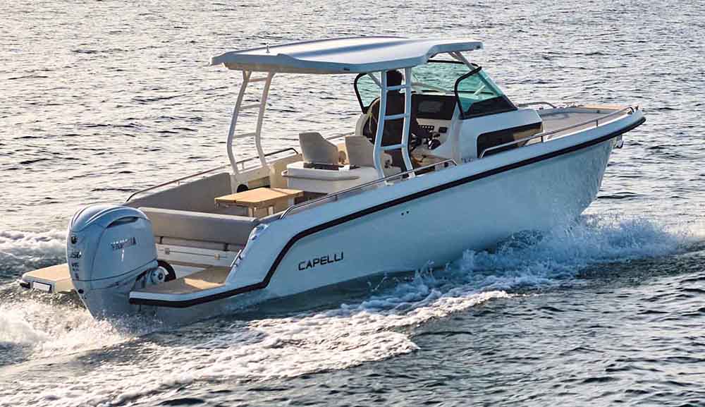 Capelli Alma 27, la prova di un nuovo daycruiser motorizzato Yamaha