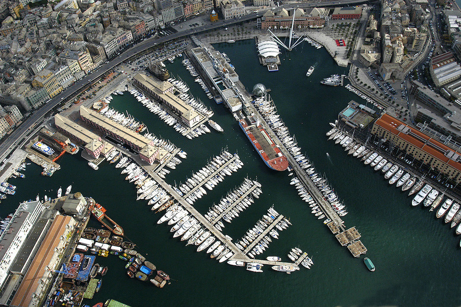 Vista aerea sul Marina Porto Antico.