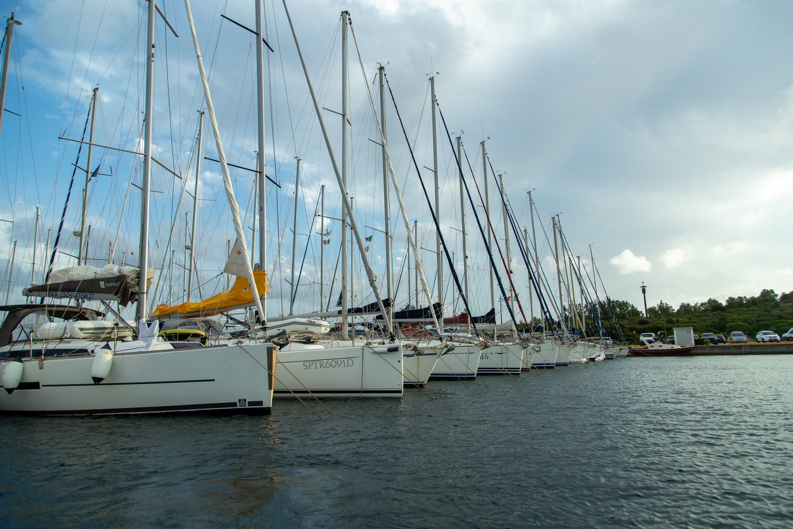 Scorcio del Marina di Teulada, uno dei porti del network di marina turistici del Gruppo Marinedi.
