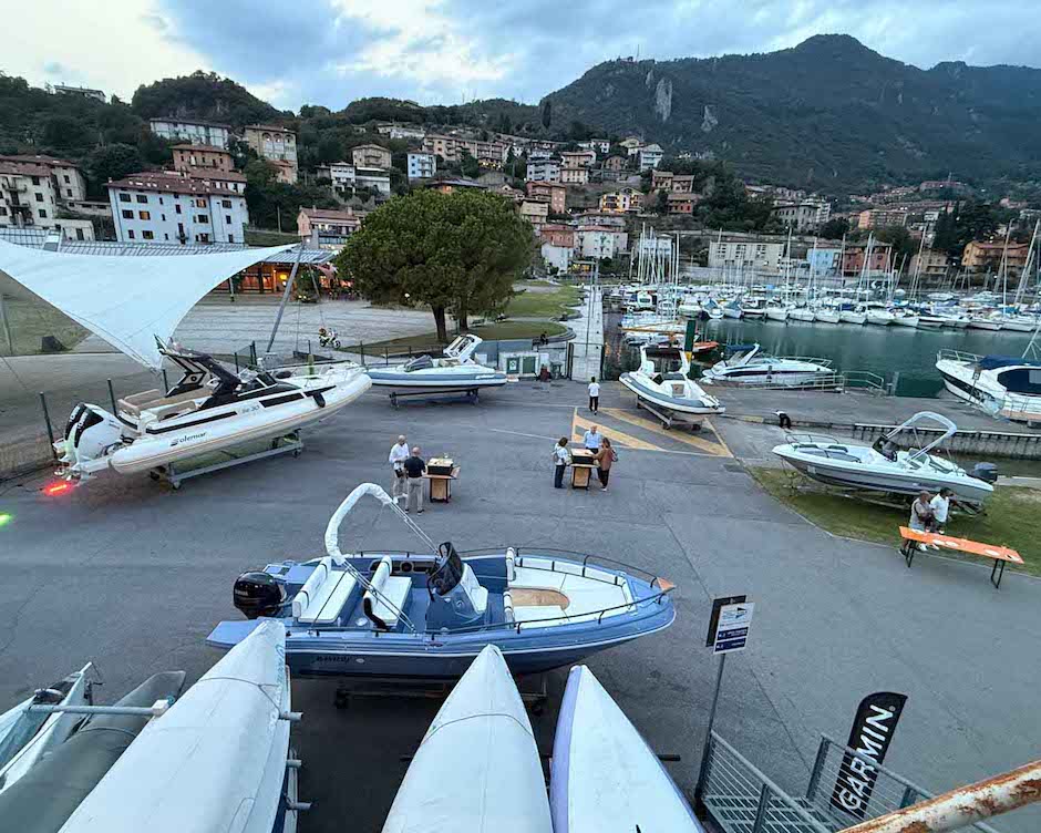 Piazzale del Porto Turistico di Lovere.