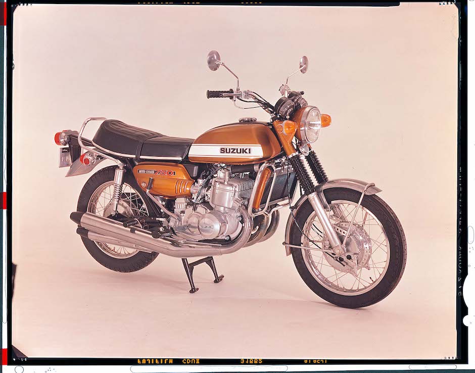 Suzuki Titan GT750.