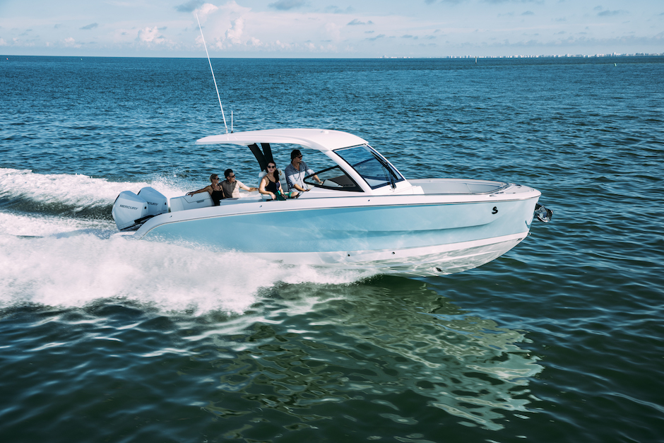 Novità 2027: Beneteau Flyer 30, la day boat cambia passo