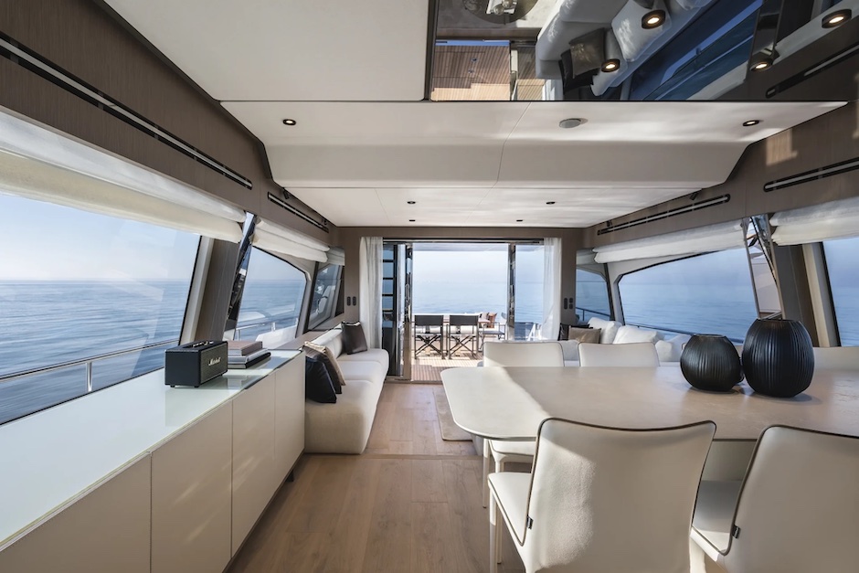 Sala da pranzo del Ferretti 720.