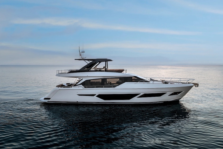 Ferretti 720.