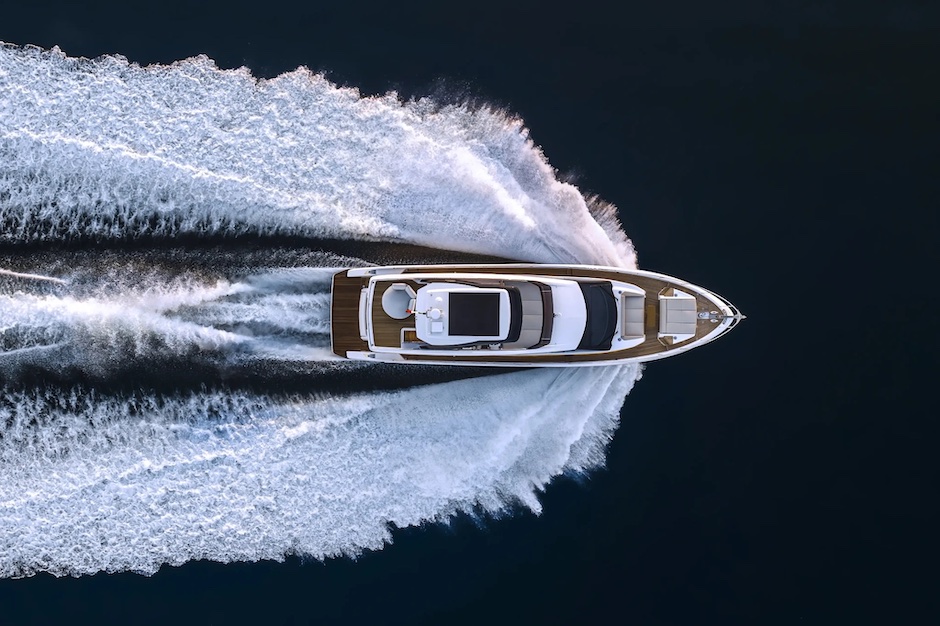 Ferretti 720.